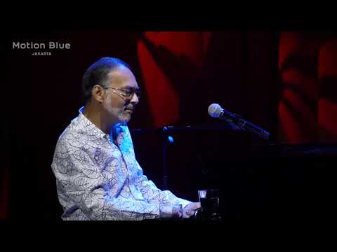 David Gomes - Can't Buy Me Love