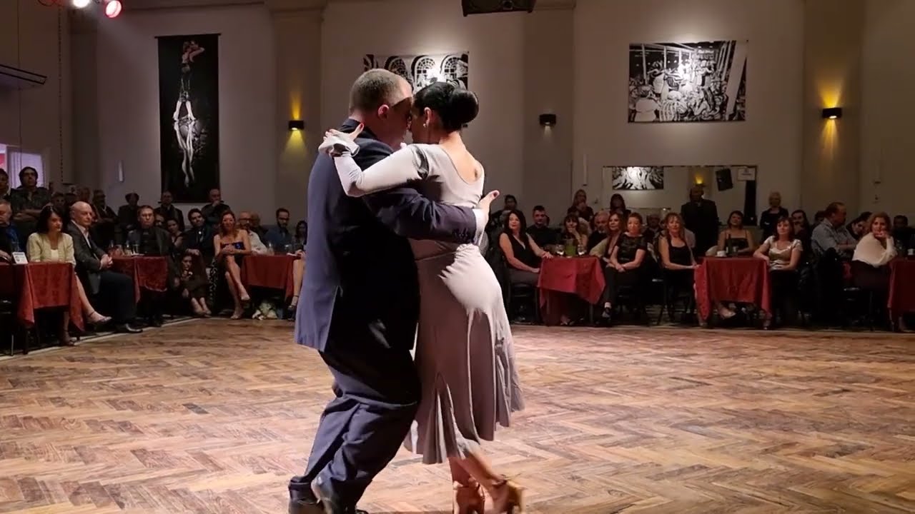 Hernan Alvarez Prieto y Natalia Hills 1/3 Parakultural