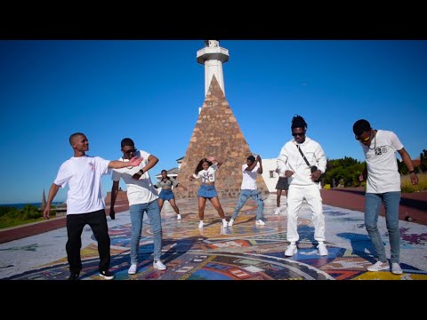 El-Fakazei & 3rio - Umfana Ka Gogo (Official music video)