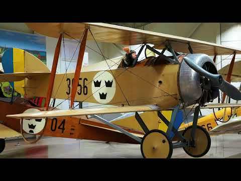 Biplane FVM Ö1 Tummelisa - biplane trainer aircraft - HD
