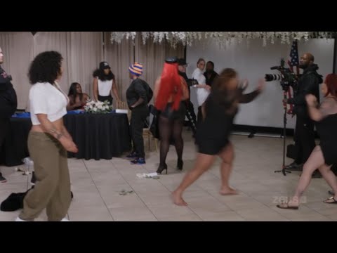 Smiley  vs biggie  *exclusive clip *