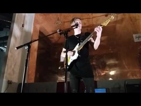 FØNX - Time (Live at Sofar Sounds London)