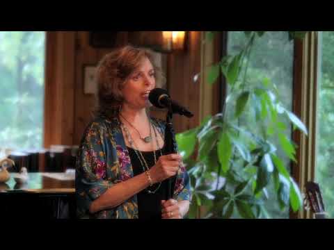 Promotional video thumbnail 2 for Carole Demas