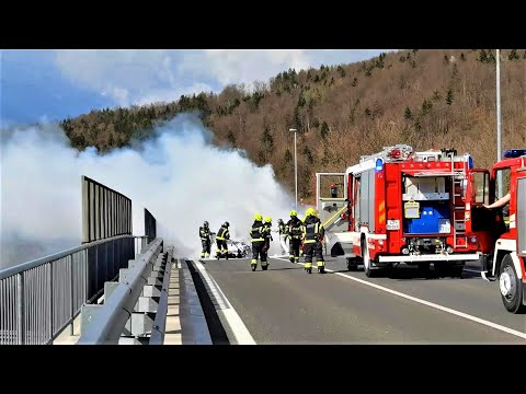 CAR FIRE - arrival of VFD Grosuplje GVC 16/25 and VFD Šmarje-Sap GVC 16/25, AC 16/50