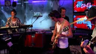 Jett Rebel - Louise (live @ GIEL! 3FM)