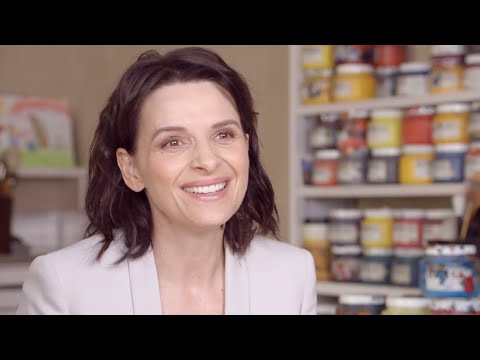 Juliette Binoche and Kristen Stewart on CLOUDS OF SILS MARIA