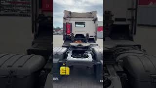 Buy damaged Scania NGS P410 / ENGINE RUNNING / RETARDER / ONLY:202943KM / GRS-905-R truck tractor - Image 4 | Autoline ZW Damaged Scania NGS P410 / ENGINE RUNNING / RETARDER / ONLY:202943KM / GRS-905-R truck tractor | Image 4 - Autoline