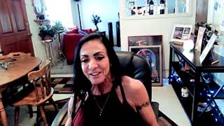 Azure Dee: Fitness and sexiness all rolle into one tight package!