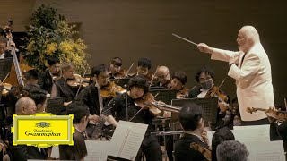Download lagu John Williams & Saito Kinen Orchestra - “Throne Room & Finale” mp3