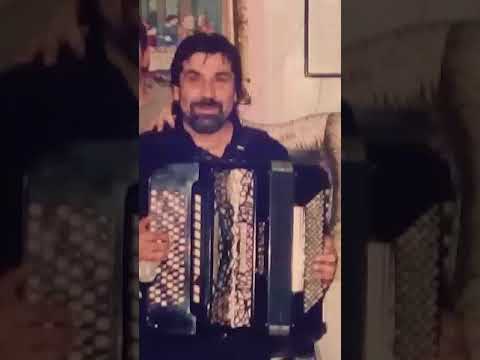 Nebojsino kolo- uzivo Nebojsa Mitic uz Ork. Zivomira Zileta Miletica. Jezero 2003 god.