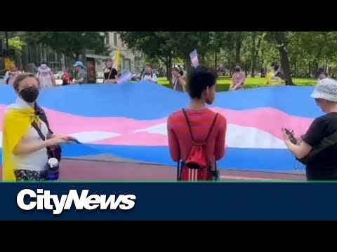 Montrealers celebrate Pride, show support at Trans March