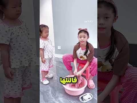 البنت اكلت المنديل وهيا بتذاكر 😲😂