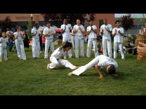 download lagu mp3 mp4 Mandinga Capoeira, download lagu Mandinga Capoeira gratis, unduh video klip Mandinga Capoeira