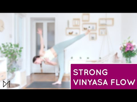 STRONG VINYASA YOGA FLOW | #yogawithmarti