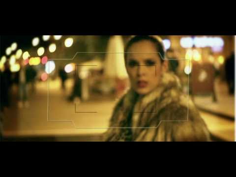Paula Marciniak - Flashing Lights