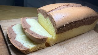 Download the video "网红金枕蛋糕 | 简单易做 一看就会 | 口感绵密，蛋香浓郁 | Golden Pillow Cake"