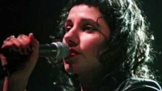 PJ Harvey  - No Girl So Sweet  (amazing live version)