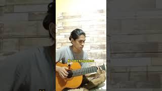 Download lagu Intro Nenekku Pahlawanku fingerstyle guitar cover #shorts mp3
