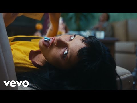 Oriana - CHIN CHIN (Official Video)
