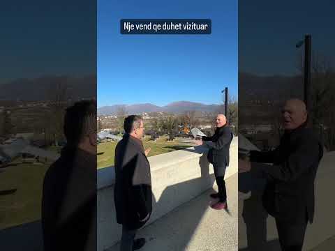 Blendi Fevziu | Muzeu i hapur i armeve me mbi 1000 eksponate midis te cileve avione, tanke, makina..