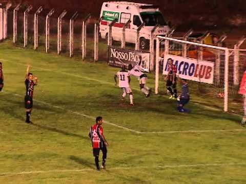 Aracruz busca empate e garante jogo de volta com J...