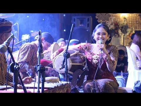 Silvi kumalasari imbangono katresnanku - Sonia budaya