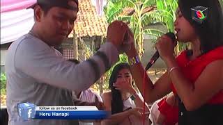 Download lagu Bangbung Hideung - Voc. Rena Andriyani - New Mega Pesona mp3