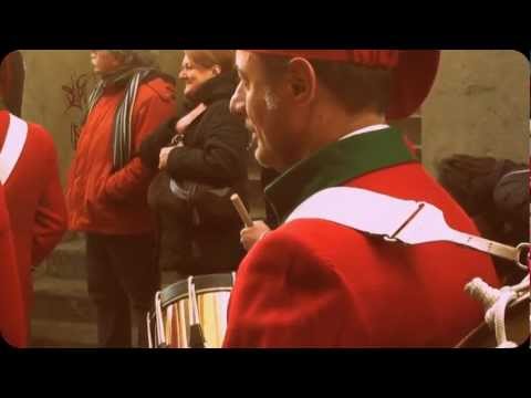 Storico Carnevale di Ivrea 2012: Pifferi e Tamburi (Via Palestro)