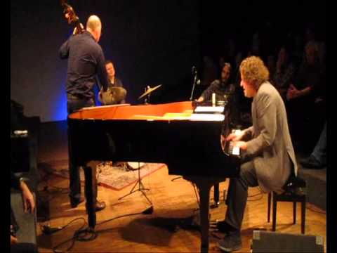 Martin Sasse Trio feat. Steve Grossman - Angelica