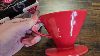 Hario keramický dripper na kávu V60-02 červený