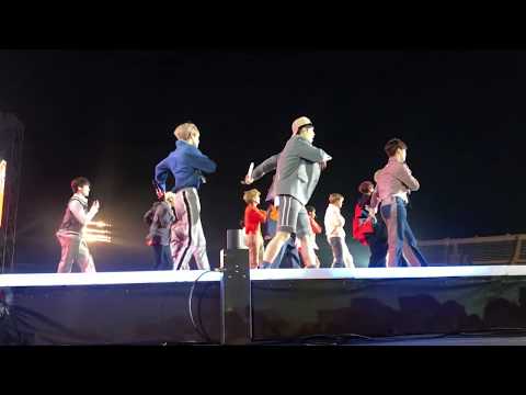 191004 Seventeen - Snap Shoot @ Music Bank in Gangneung [FANCAM]