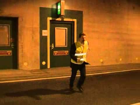 Sicherheitshinweise im Tunnel