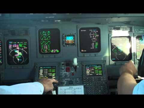 Flying the CRJ1000 - A View From the Flightdeck