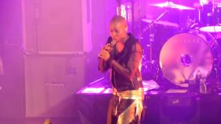 Skunk Anansie au Trianon Bullets
