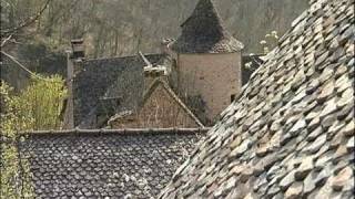 preview picture of video 'DEMAIN TV - Conques - Plus Beaux Villages de France - Grands Sites Midi-Pyrénées'