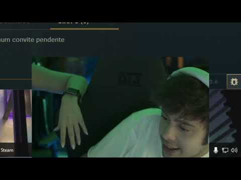 Yoda deixou um presente na privada pra namorada e foi taxado ao vivo kkkk