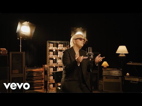 Hayley Warner - Good Luck, Babe!