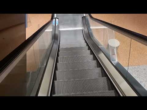 Rolltreppe 3 KONE TravelMaster 110 im Westfield Mega Mall Hamburg
