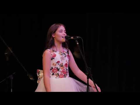 VOS Kreativno pero - Novogodišnji koncert 'Find the star within yourself' 2022.