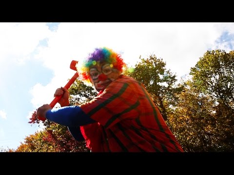 [DISTURBING] Creepy Clown Sighting & Attack - Caught on Camera