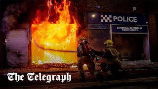 Police station set on fire as far-Right violence spreads to Sunderland