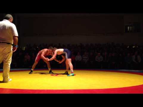 Volkan Beyazkilic-Frederik Linz (74 Kg ; Freistil)