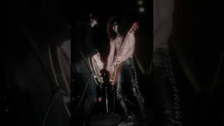 Download lagu Dust N' Bones - Guns N' Roses (Slowed   Reverb) mp3