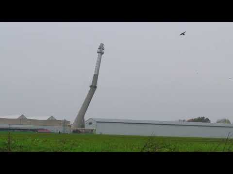 Odstřel komína v Mnichově Hradišti