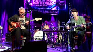 Marc Ribot with Buddy Miller: &quot;Why I&#39;m Walkin&#39;&quot; (DSCF7430)