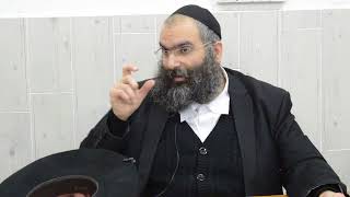 האם עיוור יכול לברך מאורי האש לילדים שלו ?