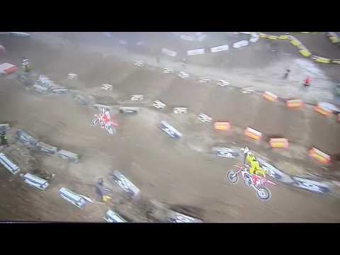 Ken Roczen Crash Anaheim 2 Supercross
