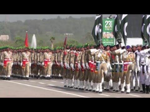 Top Channel/ Parada madhore ushtarake shënon Ditën Kombëtare të Pakistanit