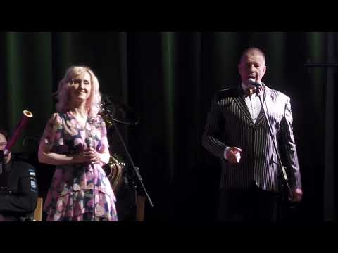 Tallinna politseiorkester ja Margot Suur & Marko Matvere - Saaremaa valss