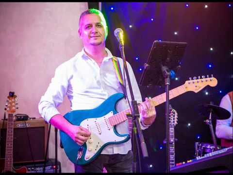 Formatii nunti,evenimente deosebite Bucuresti YANNIS BAND - NO WOMAN,NO CRY